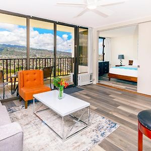 Panoramic Mountain View Condo With Free Parking! Honolulu Exterior photo