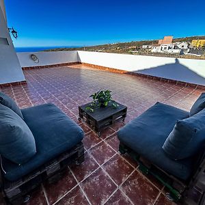 Casa Abona, Precioso Atico Con Wifi Gratis Y Vistas Increibles Al Mar Y La Montana Apartamento La Sabinita Exterior photo