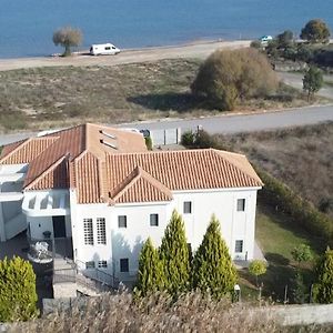 Vila George In Front Of The Sea Vila Khalkoutsion Exterior photo