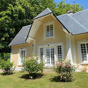 La Maison Du Gardien, Chateau De Lavenue Vila Pierrefitte-en-Auge Exterior photo