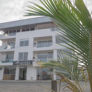 Margaritas Palace Hotel Canoa Exterior photo