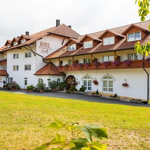 Sattelbogener Hof Hotel Traitsching Exterior photo