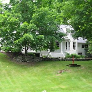 Private Setting On Country Farm Near Rhinebeck Acomodação com café da manhã Clinton Corners Exterior photo