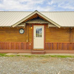 Cozy Thompson Falls Cabin With Mountain Views Exterior photo