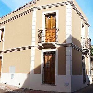 Mirto Di Sardegna Apartamento Assemini Exterior photo