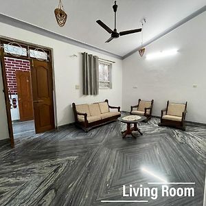 Entire 2 Bhk Spacious Apartment On First Floor - Sai Homestay Margão Exterior photo