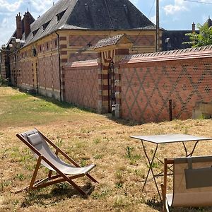 Spacieux Gite Pres D'Un Chateau Avec Parc, 4 Chambres, 2 Sdb, Wifi, Et Animaux Acceptes. - Fr-1-489-215 Trévol Exterior photo