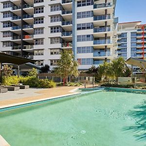 Two Bedroom Apartment In Robina Center Gold Coast Exterior photo