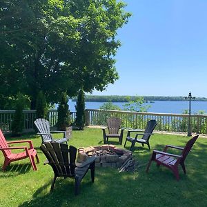 Waterfront Q Estate Summer Cottage Westport Exterior photo