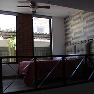 Hermoso Loft Con Patio Y Vista Al Santuario Irapuato Exterior photo