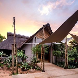 Royal Thonga Safari Lodge Sihangwane Exterior photo