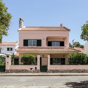Joivy Superb House With Garden And Patio Vila Charneca  Exterior photo
