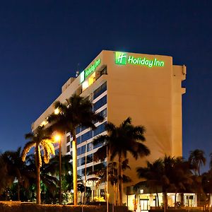 Holiday Inn Miami West - Airport Area, An Ihg Hotel Hialeah Gardens Exterior photo