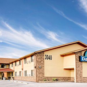 Days Inn By Wyndham Fort Dodge Exterior photo