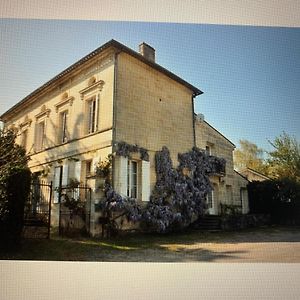 Buisson Gite Et Chambre D'Hote Acomodação com café da manhã Laruscade Exterior photo