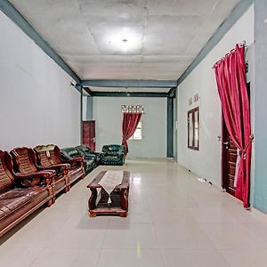 Oyo 92302 Salsa Homestay Syariah Bangkinang Exterior photo