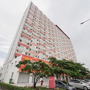 Redliving Apartemen Riverview Residence - Yapadi Group Tower Mahakam Bekasi Exterior photo