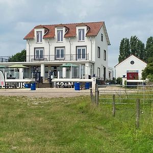 Het Veerhuis Hotel Oeffelt Exterior photo