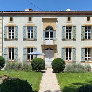 Le Manoir Aux Volets Verts Acomodação com café da manhã Salerm Exterior photo