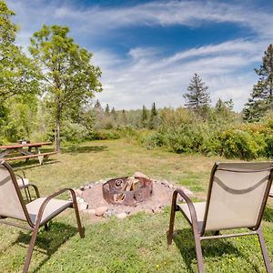 Pet-Friendly Iron River Cabin With Fire Pit! Exterior photo