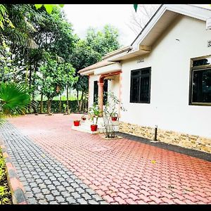 Moshi Coffee-Farm Rest House Vila Uru Exterior photo