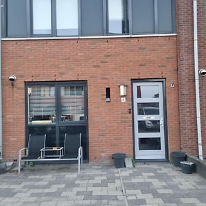 Leuke Tussenwoning Apartamento Hoogkarspel Exterior photo