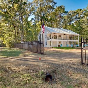 Hemphill Vacation Rental With Pool, Walk To Lake! Exterior photo