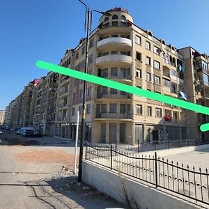 Модерн Уют В 2Х Комнатах Apartamento Xirdalan Exterior photo