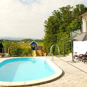 Sofia Holiday Haven In Nature With Pool Apartamento Slovenska Bistrica Exterior photo