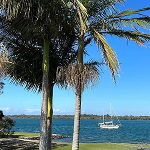 Cosy Unit With Park & Water View Apartamento Ballina Exterior photo