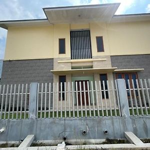 Spot On 93378 Lona Guest House Syariah Parit  Exterior photo