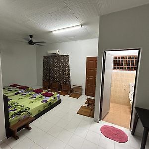 Muhibbah Homestay Sungai Siput Exterior photo