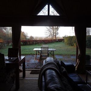 Idyllic Log Cabin Near Stratford Upon Avon Apartamento Exterior photo