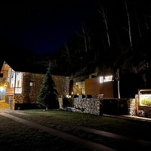 Cal Batlle Casa Rural Casa de hóspedes La Cortinada Exterior photo