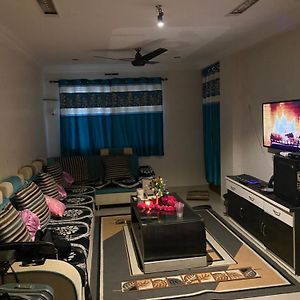 Chill House Apartamento Nagpur Exterior photo