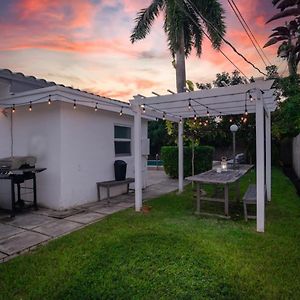 Perfect Beach Home For A Family Getaway Wpool! Miami Beach Exterior photo