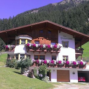 Haus Panorama Apartamento Sankt Leonhard im Pitztal Room photo