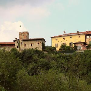 Castello Di Strambinello Acomodação com café da manhã Exterior photo