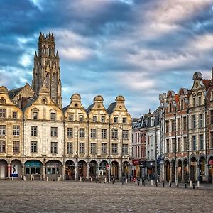 Jardin De La Prefecture Apartamento Arras Exterior photo