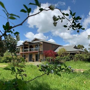 Gypsy Creek Winery Apartamento Labertouche Exterior photo