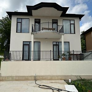 Favorite House Vila Qusar Exterior photo