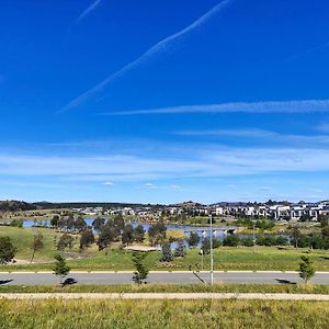 Lakeside Brand New Settled Townhouse，Near Shops Vila Weston Creek Exterior photo