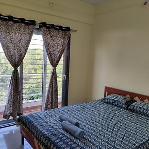 Hilltop Sea View Home Stay Ganpatipule Exterior photo