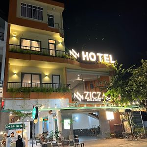 Khach San Ziczac Kontum Hotel Kon Tum  Exterior photo