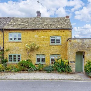 2 Bed In Bourton-On-The-Water 46677 Vila Exterior photo