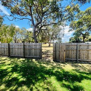 Sugar Town Vila Ormeau Exterior photo