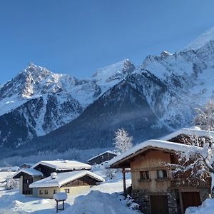 Les Alpages - Newly Renovated - 2Bed - Equipment Storage - Mont-Blanc Views Apartamento Les Houches Exterior photo