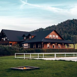 Pivnice ve Dvorci - Jítravský Dvorec Hotel Rynoltice Exterior photo