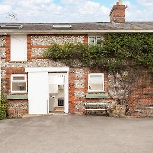 The Stable—Historic Property In Downwood Vineyard Vila Blandford Forum Exterior photo