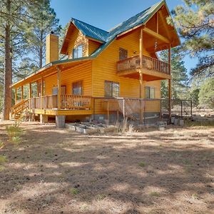 Inviting Nutrioso Cabin With Wraparound Porch! Vila Exterior photo